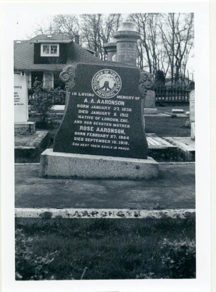 black & white photo of the Aaronsons' grave marker taken c.1984