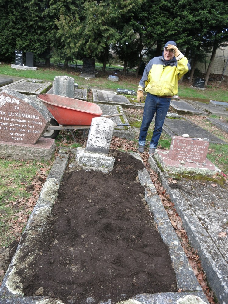 landscaping Maurice Platnauer plot February 22, 2026
