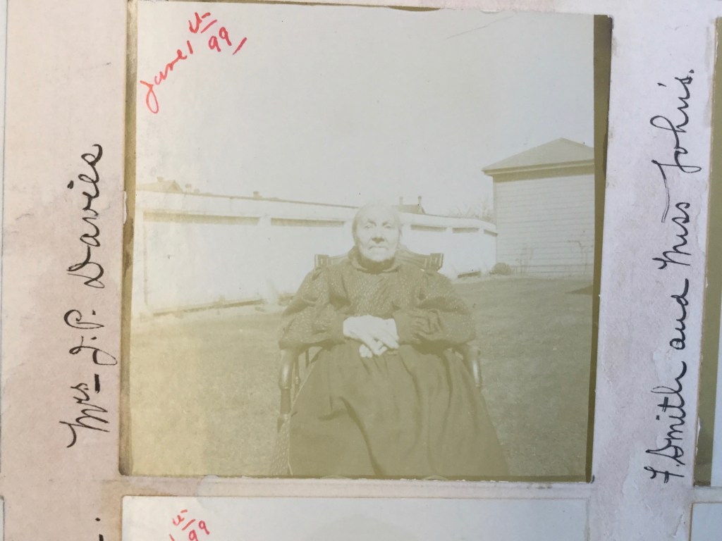 Maria Harris Davies June 1, 1899 photo